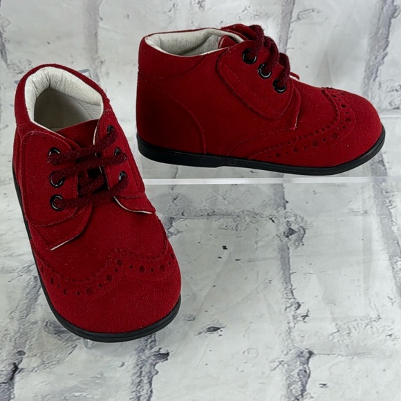 Stella Infant Other - Stella Suede Wing Tip Infant Shoes Faux Laces Hook & Loop Closure Rubber Soles